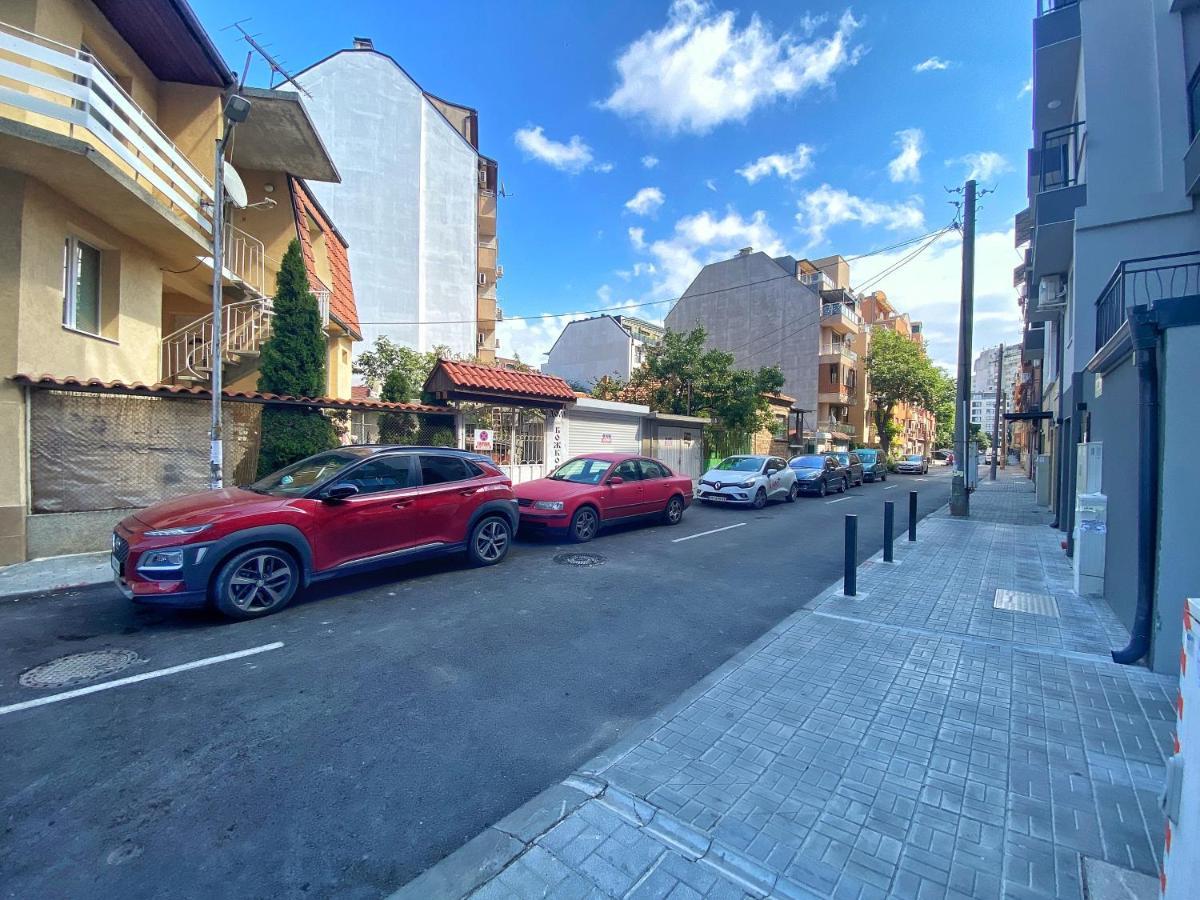 Emma'S Sweet Apartment - Close To Varna Centre エクステリア 写真