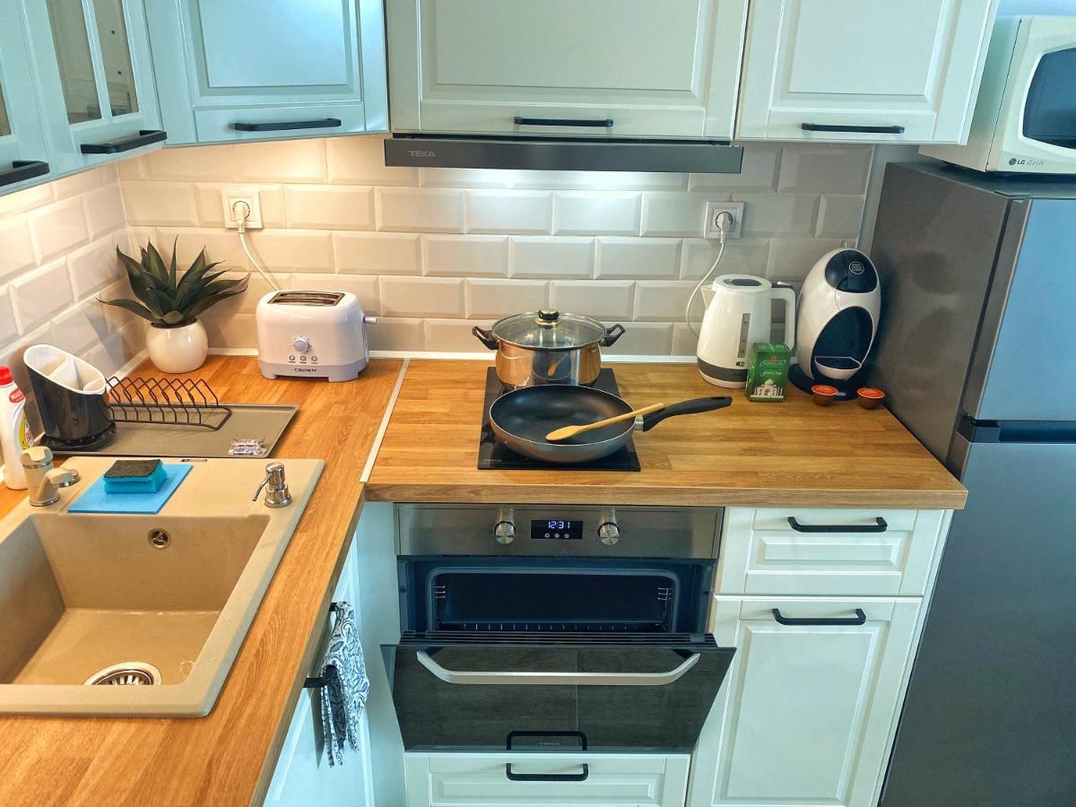 Emma'S Sweet Apartment - Close To Varna Centre エクステリア 写真